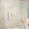 Отель Stunning 2BR Home in West Kensington W/balcony, фото 3