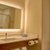Отель Holiday Inn Express Hotel & Suites BYRAM, an IHG Hotel, фото 10