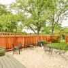 Отель 3BR 1.75BA Stylish Hyde Park House by RedAwning, фото 15