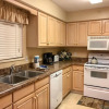 Отель Brian s Santa Maria Harbour Resort Condo, фото 6
