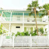 Отель Bahama Gardens - 4 Key West Old Town Vacation Rental Homes - Sleeps 23, фото 19