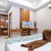 Отель Bright Luxury Villa W Garden Pool & Sauna, фото 15