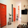 Отель OYO 93311 Pesona Orange Homestay, фото 2