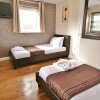 Отель Central Studios Gloucester Road by Rooms Booked - Free Parking, фото 4