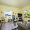 Отель Key Lime Cottage 2 Bedroom Home, фото 6
