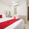 Отель Reddoorz Premium Near Etown 3, фото 42
