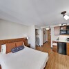 Отель Aqua Bamboo Ocean-view Balcony Pool & Spa Studio Bedroom Hotel Room, фото 8