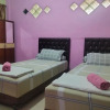 Отель OYO 93071 Home Stay Kembar Syariah, фото 7