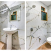 Отель OYO Flagship 70397 Hotel Royal Kingz, фото 16