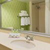 Отель Holiday Inn Express Richmond Airport, an IHG Hotel, фото 13