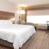 Отель Holiday Inn Express & Suites Phoenix East - Gilbert, an IHG Hotel, фото 3