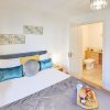 Отель Host Stay Sun Gardens 1, фото 3
