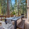 Отель Homewood by Avantstay Amazing Family Cabin w/ Hot Tub & Sauna, фото 6