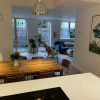 Отель Ideal Bristol Getaway - 3 bed Harbourside Home, фото 11