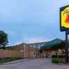 Отель Super 8 by Wyndham Garland/Rowlett/East Dallas area, фото 1