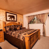 Отель Tahoe Retreat by RedAwning, фото 2
