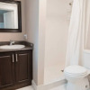 Отель Beautiful 3 Bedroom Home Near Downtown, фото 8