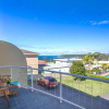 Отель Dolphin Views 14 Dolphin St Unit 5, фото 16