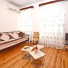 Отель Traditional House with Ivy Garden, фото 10