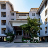 Отель AA Resort Hotel, фото 1