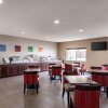 Отель Comfort Suites Lincoln North, фото 34