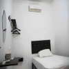 Отель OYO 93311 Pesona Orange Homestay, фото 16