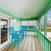 Отель Brand-new Getaway W/ Screened Porch - Walk To Bay! 2 Bedroom Home, фото 12