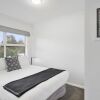 Отель Renovated Takapuna 2BR Apt - Parking, фото 5