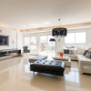 Отель Apartment with Sauna, Hot Tub & Parking, фото 4