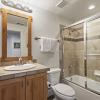 Отель Town Pointe B205 3 Bedroom Condo by RedAwning, фото 9