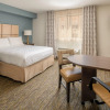 Отель Candlewood Suites Vancouver-Camas, an IHG Hotel, фото 3