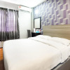 Отель OYO 383 V3 Hotel Nusajaya, фото 7