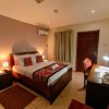 Отель Mahogany Lodge, Cantonments, фото 45