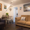 Отель Saltys Cottage, Brixham - 2 min walk to the harbour, фото 5