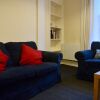 Отель 1 Bedroom Flat Sleeps 2 in Stockbridge, фото 9