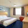 Отель Travelodge Camberley, фото 3