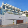 Отель White Cliffs Penthouse - Clifton, фото 1