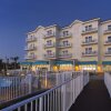 Отель SpringHill Suites by Marriott New Smyrna Beach в Нью-Смирна-Биче