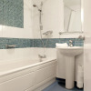 Отель Superb Spacious Central Studio Apartment (High Ceiling), фото 10