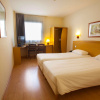Отель Travelodge Alicante Puerto, фото 6