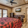Отель Ern840 - Splashin' Chalet - Brand New Cabin With Indoor Pool! Great Location! 6 Bedroom Cabin by Red, фото 5