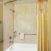 Отель La Quinta Inn & Suites by Wyndham Denver Gateway Park, фото 9