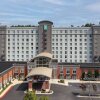 Отель Embassy Suites By Hilton Birmingham Hoover в Гувере