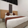 Отель OYO 15718 Red Inn, фото 13