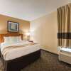 Отель Quality Inn & Suites, фото 38