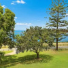Отель Golden Shores Unit 1 21 Landsborough Parade, фото 16