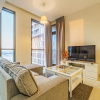 Отель Guests and Cohost - Contemporary Apartment With Wide City Views, фото 15