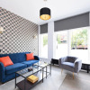 Отель Stylish & Spacious Deluxe Apartments near Victoria Station, фото 2
