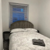 Отель Beautiful 2-bed House in Bridgend, фото 1