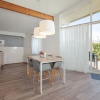 Отель Restyled Bungalow With Dishwasher, Near Domburg, фото 7